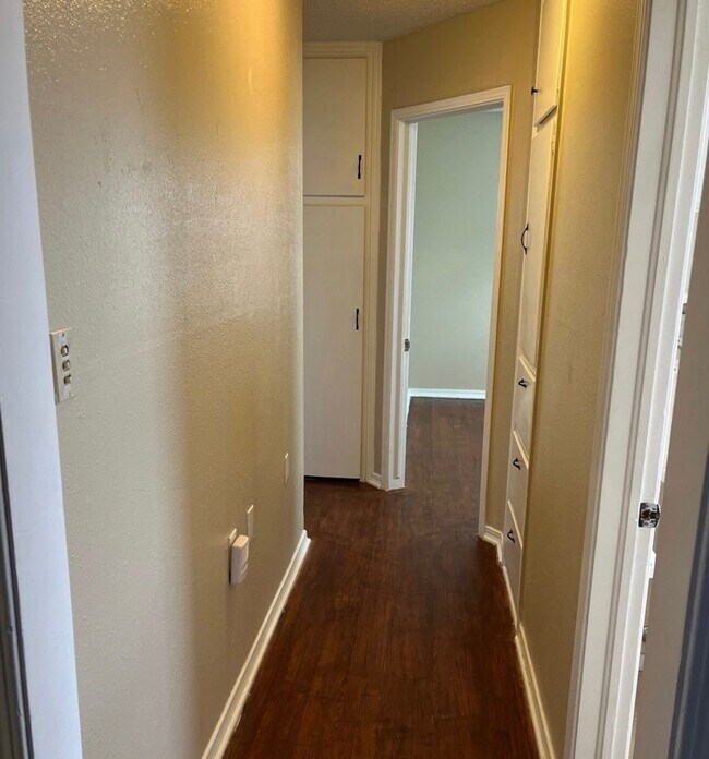 Building Photo - 3 bedroom 1 bath - Midwest City