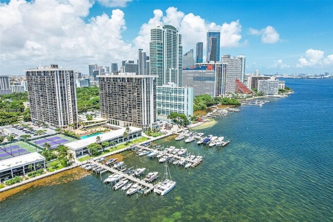 Building Photo - 1915 Brickell Ave