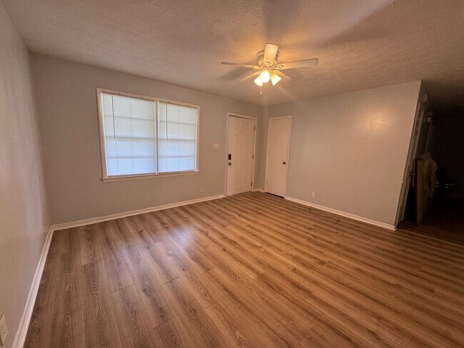 Building Photo - Charming 3BR House in Macon