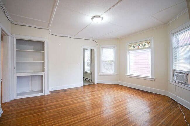 Building Photo - 51-53 Leyfred Ter