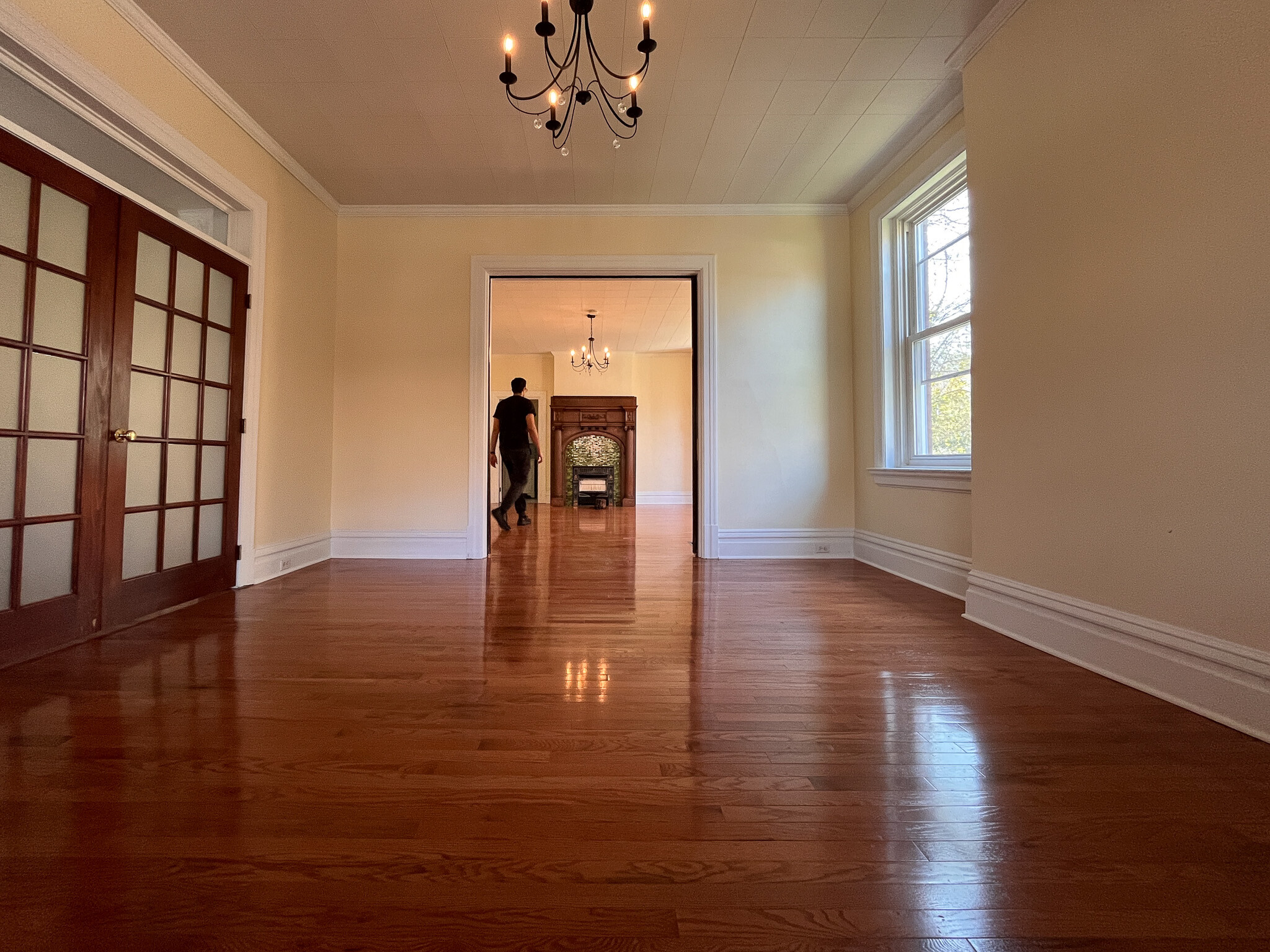 1st Floor Bedroom - 926 Savannah Ave