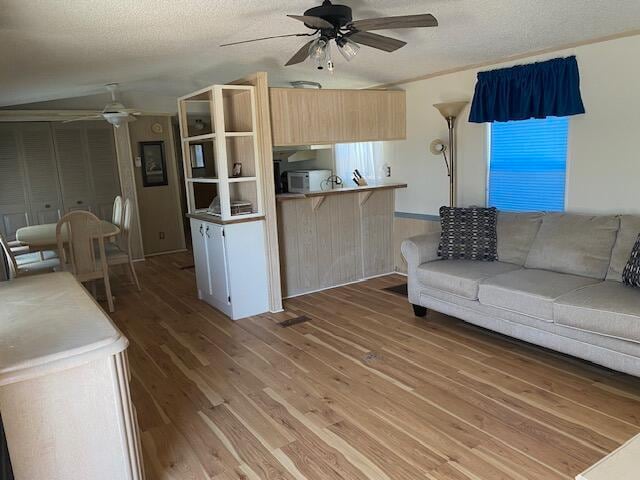 Building Photo - 8933 Lawrence Rd