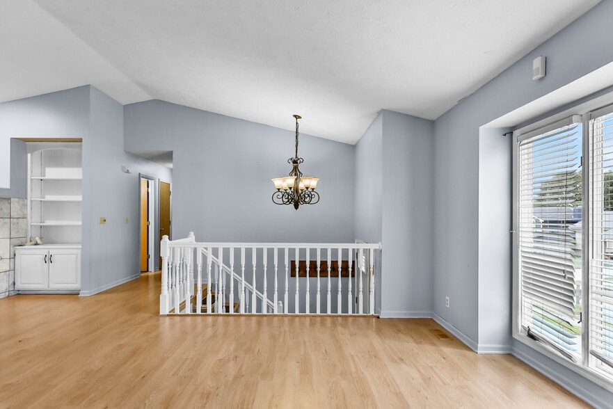 Building Photo - 5016 S 164th St