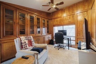 Building Photo - 1319 Ambergate Dr