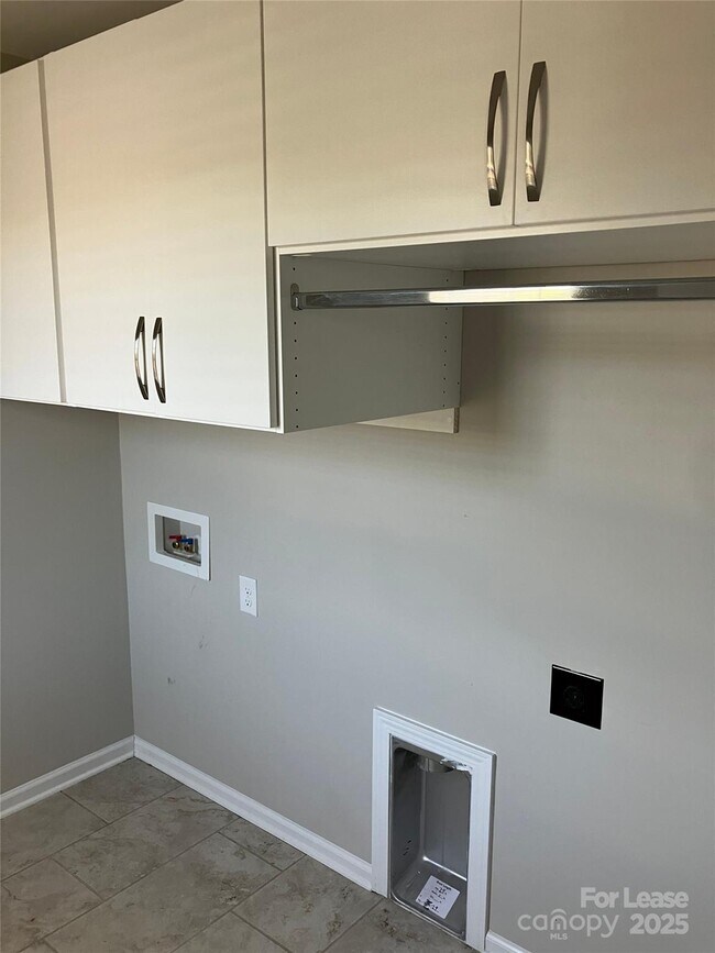 Building Photo - 10421 Bluejack Oak Ct
