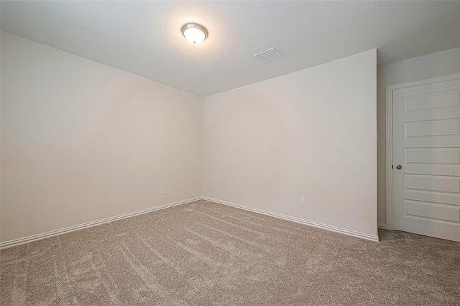 Building Photo - 27838 Western Crk Ct
