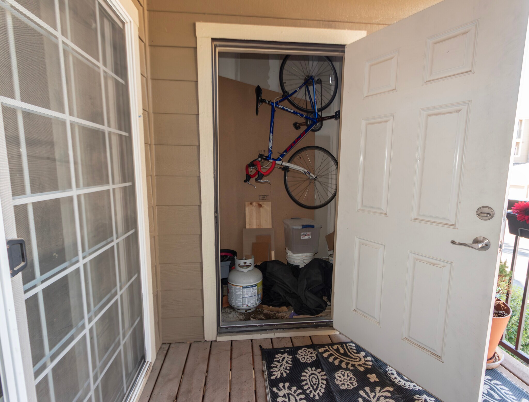 Building Photo - 2875 Blue Sky Cir