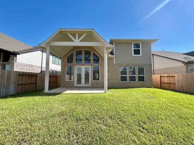 Building Photo - 1815 Waters Branch Dr
