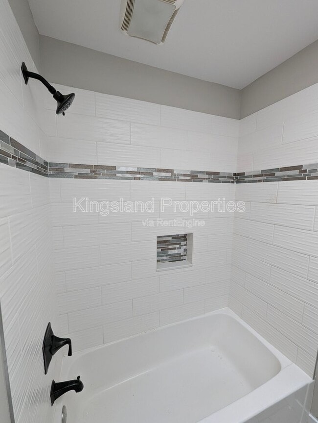 Building Photo - 1146 Swarthmore Ln