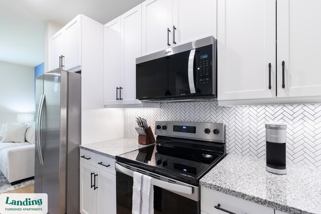 Building Photo - 435 Encore Way