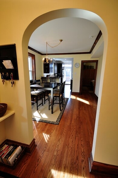 Building Photo - 4132 N Mozart St