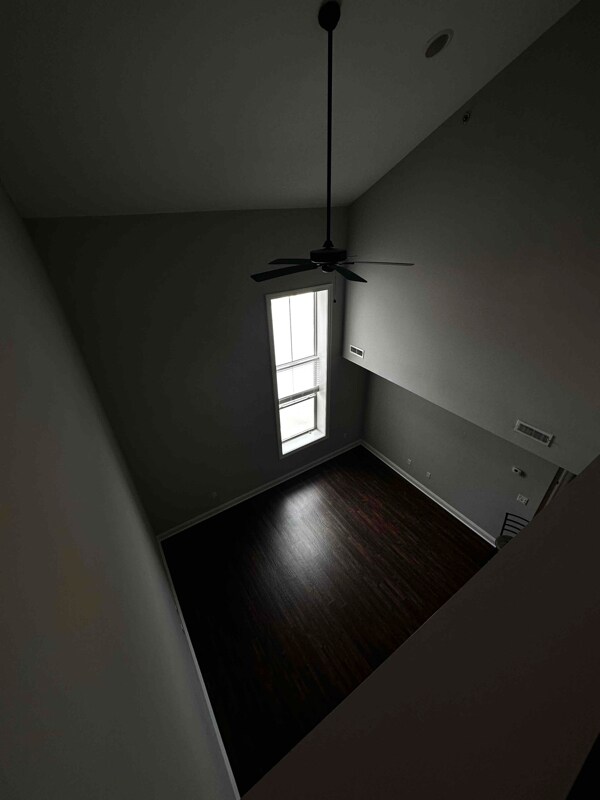 Building Photo - 970 Ridge Ave