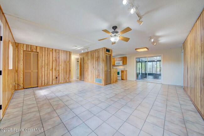 Building Photo - 165 Virginia Rd