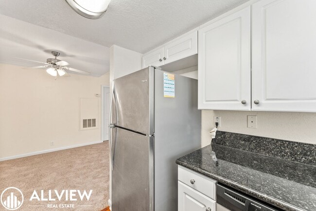Building Photo - Stunning Dual Master Condo Available NOW i...