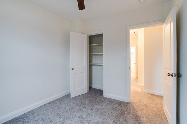 Building Photo - 1809 Glen Ridge Rd