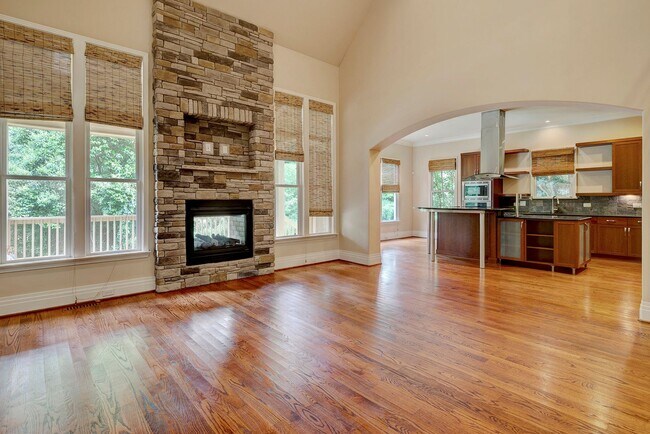 Building Photo - AVAILABLE NOW!  THIS STUNNING EUROPEAN STYLE HOME IS WAITING FOR YOU! COME SEE TODAY!