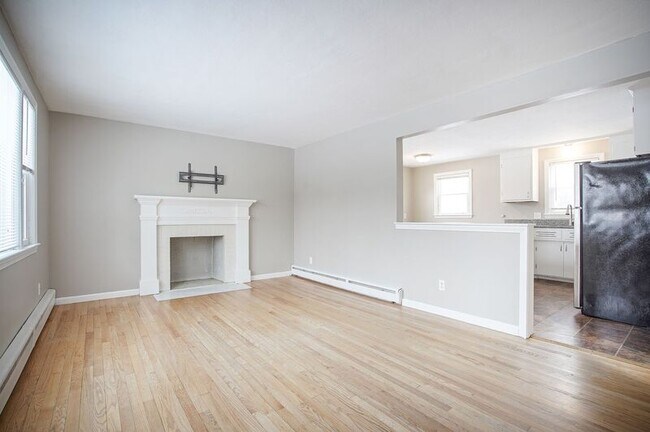 Building Photo - 27 Campbell Dr