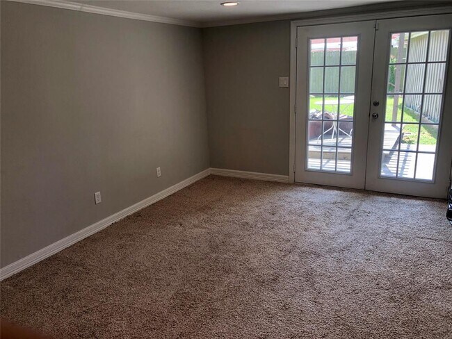 Building Photo - 10619 Wickersham Ln