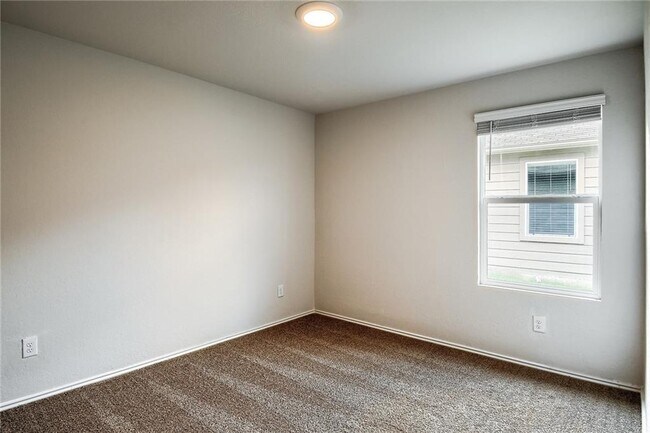 Building Photo - 745 Adler Way