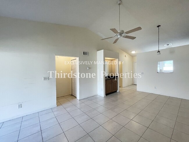 Building Photo - 5128 Indian Lakes Ct