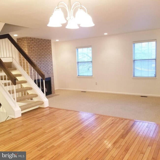 Building Photo - 10401 Storch Dr