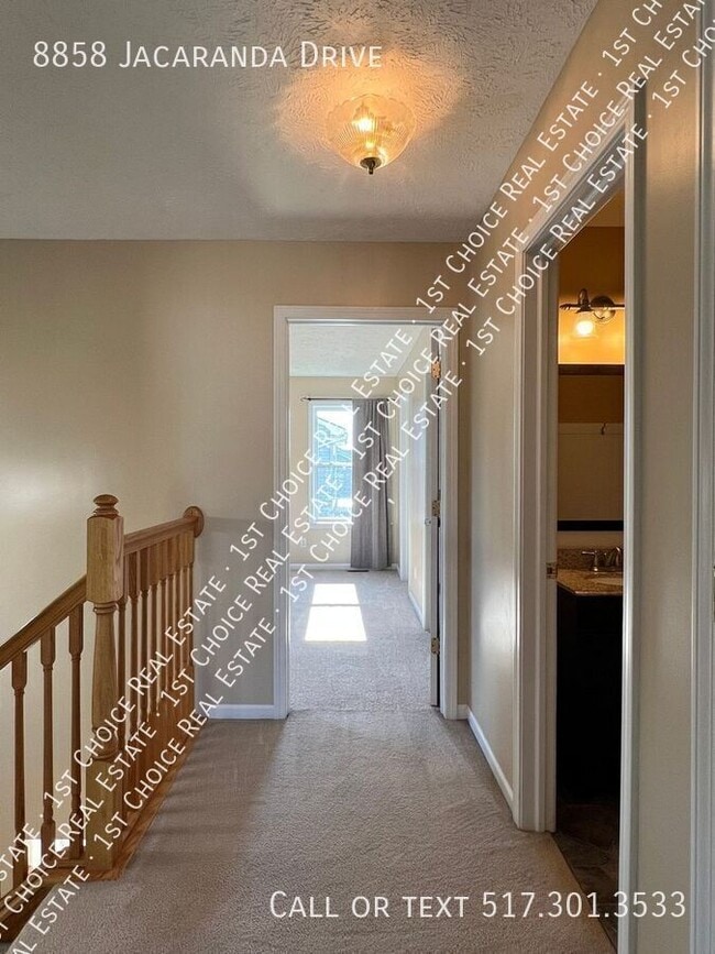 Building Photo - 8858 Jacaranda Dr