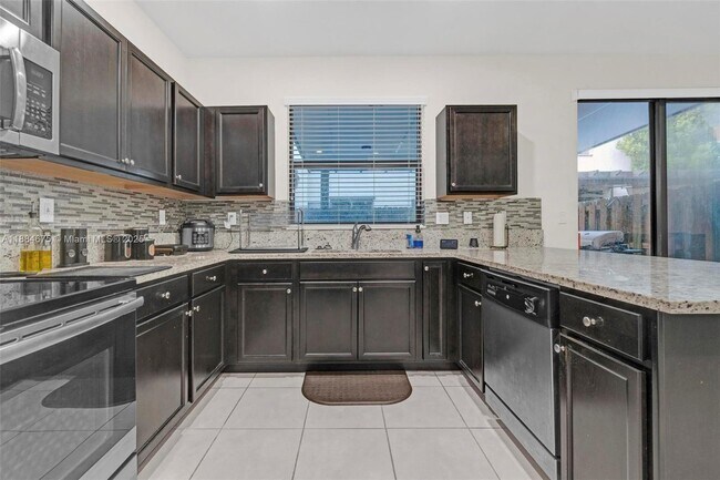 Building Photo - 11413 SW 253rd St
