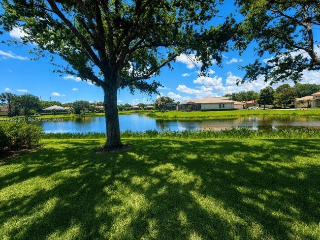 Building Photo - 7232 Maidstone Dr