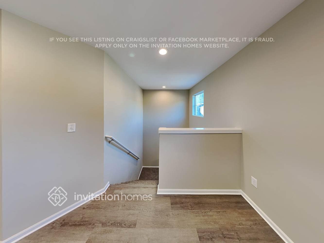 Building Photo - 12905 81 Ave Ct E