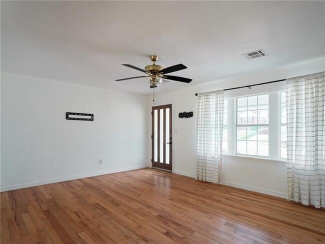 Building Photo - 817 NW 48th St