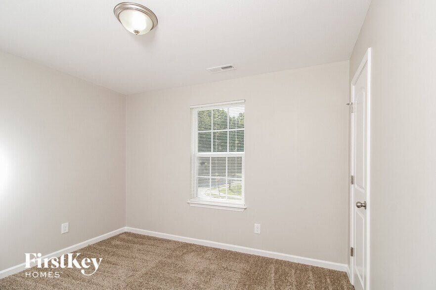 Building Photo - 2322 Deerbrook Forest Ln