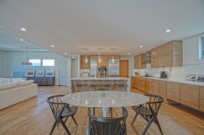 Building Photo - NEWER, LUXURIOUS & MODERN, 2920 SQ FT HOME W/ HIGH END DETAILS, AMAZING DECK/BALCONY SPACE, 2-CAR...