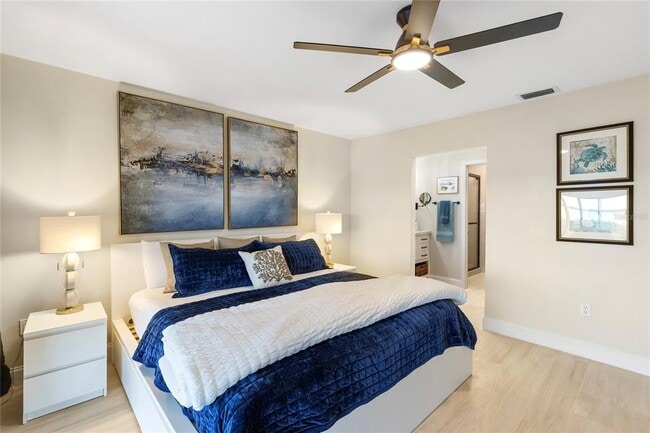 Building Photo - 3887 Catalina Dr