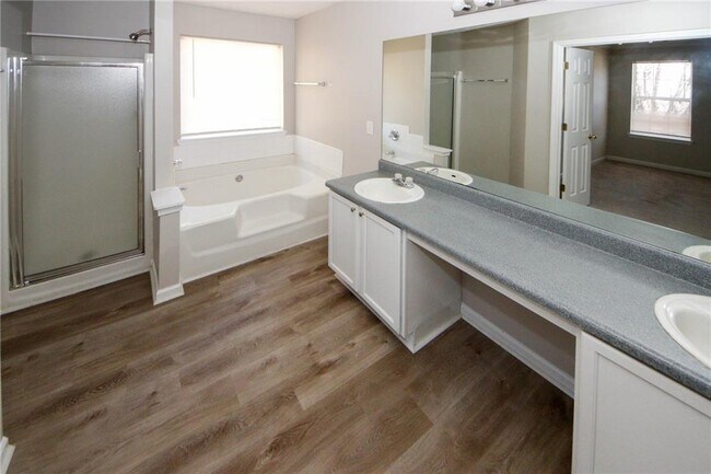 Building Photo - 4493 Bridle Ridge Way