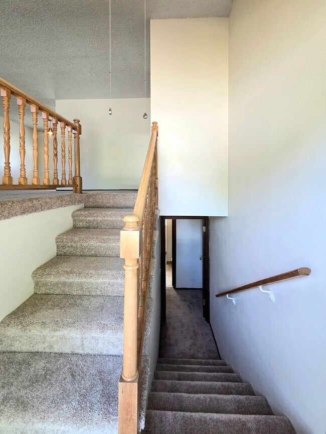 Building Photo - 112 Ridgemont Dr