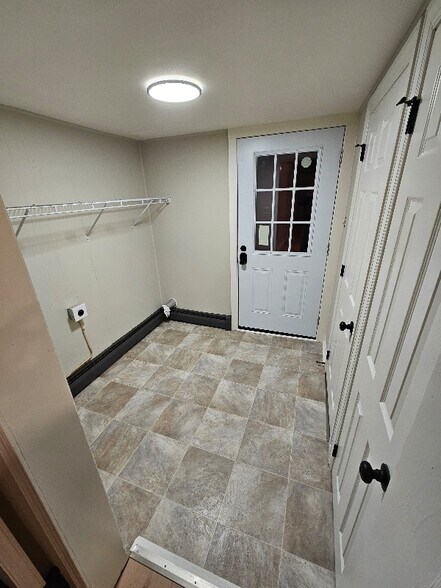 Building Photo - 135 Barto Rd