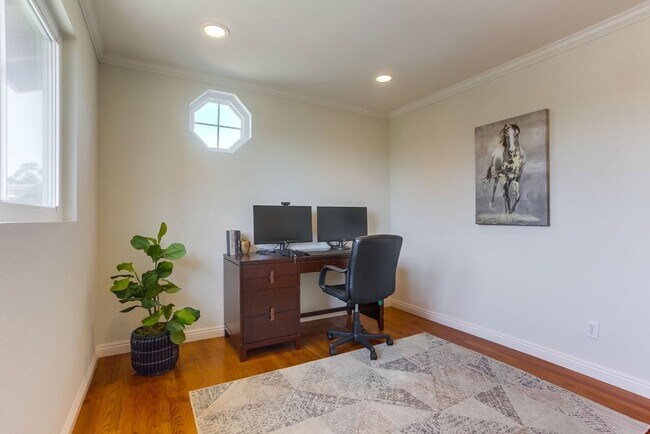 Building Photo - Stunning 4 Bed, 3 Bath Home on Cul-de-Sac in Scripps Ranch - No Pet Allowed