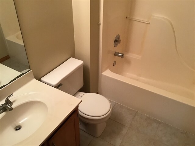 Building Photo - 1687 Deer Run Dr