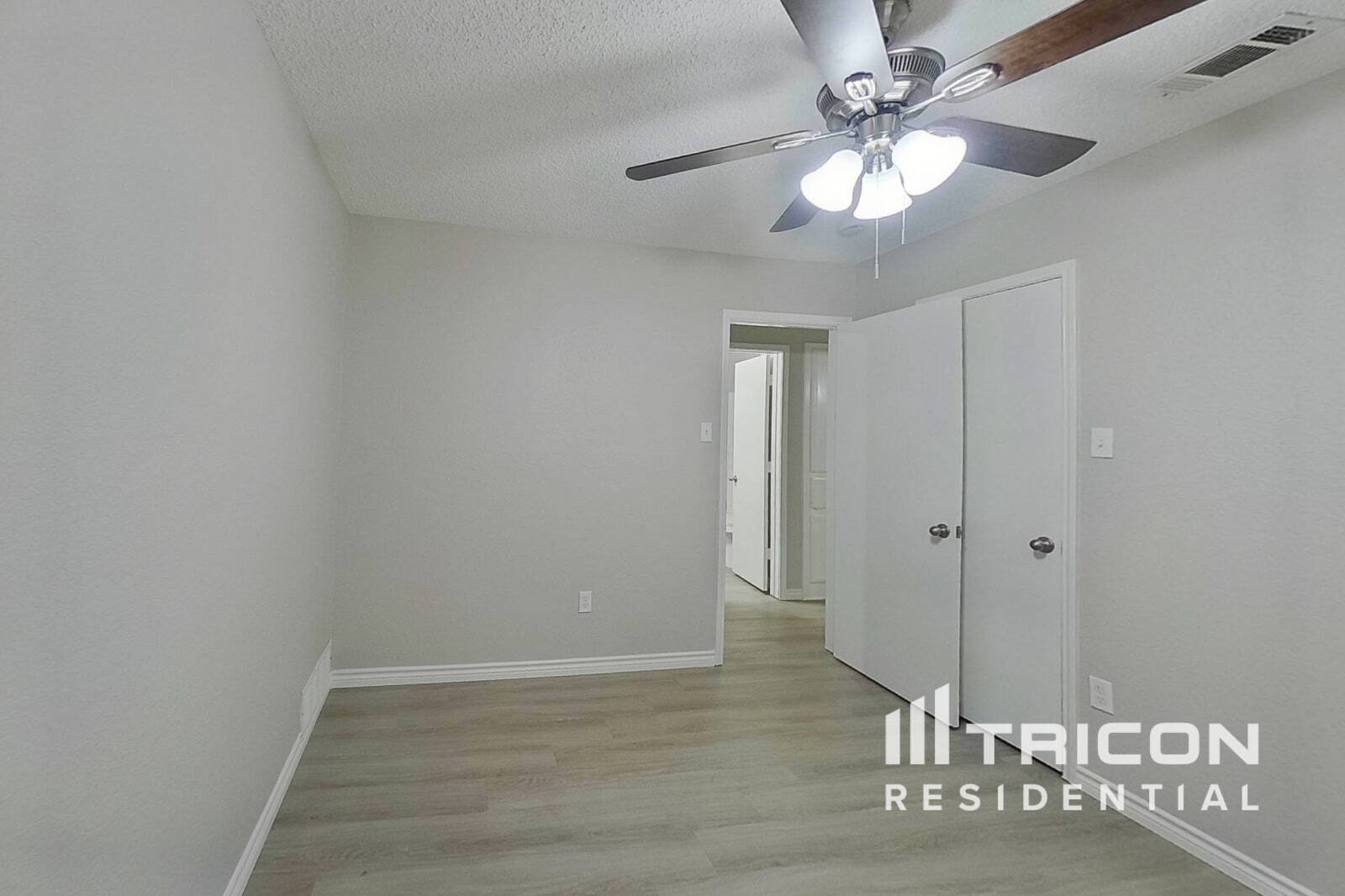 Building Photo - 10544 N Haven Dr