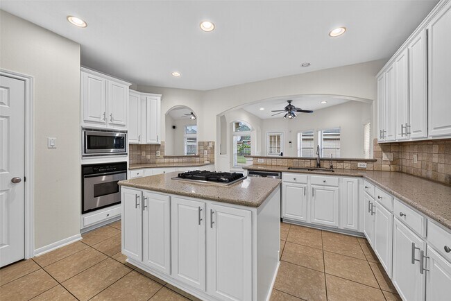 Building Photo - 21810 Blossom Brook Ln