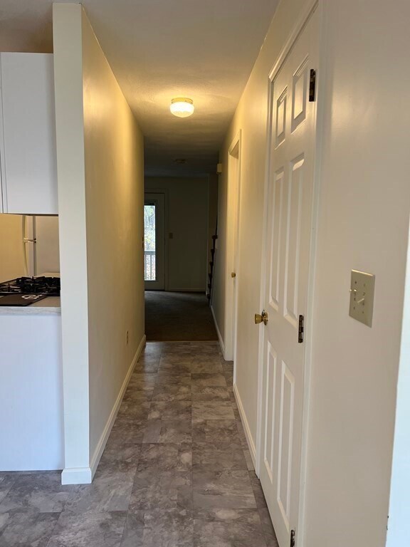 Building Photo - 16 Montvale Ave