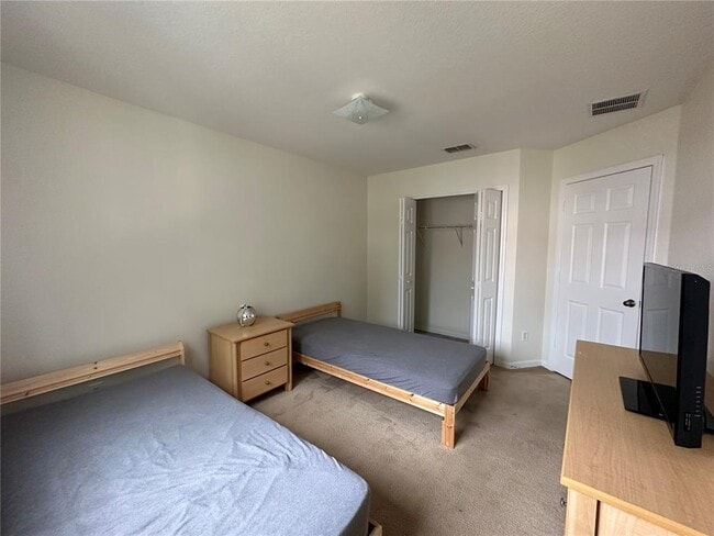 Building Photo - 1230 S Beach Cir