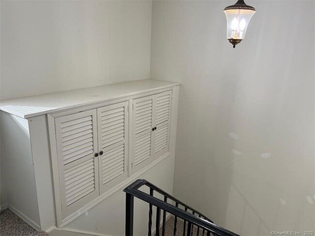 Building Photo - 37 Bouton St E