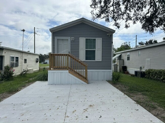Building Photo - 38706 Daughtery Rd