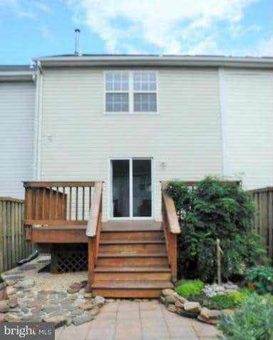 Building Photo - 557 Highland Towne Ln