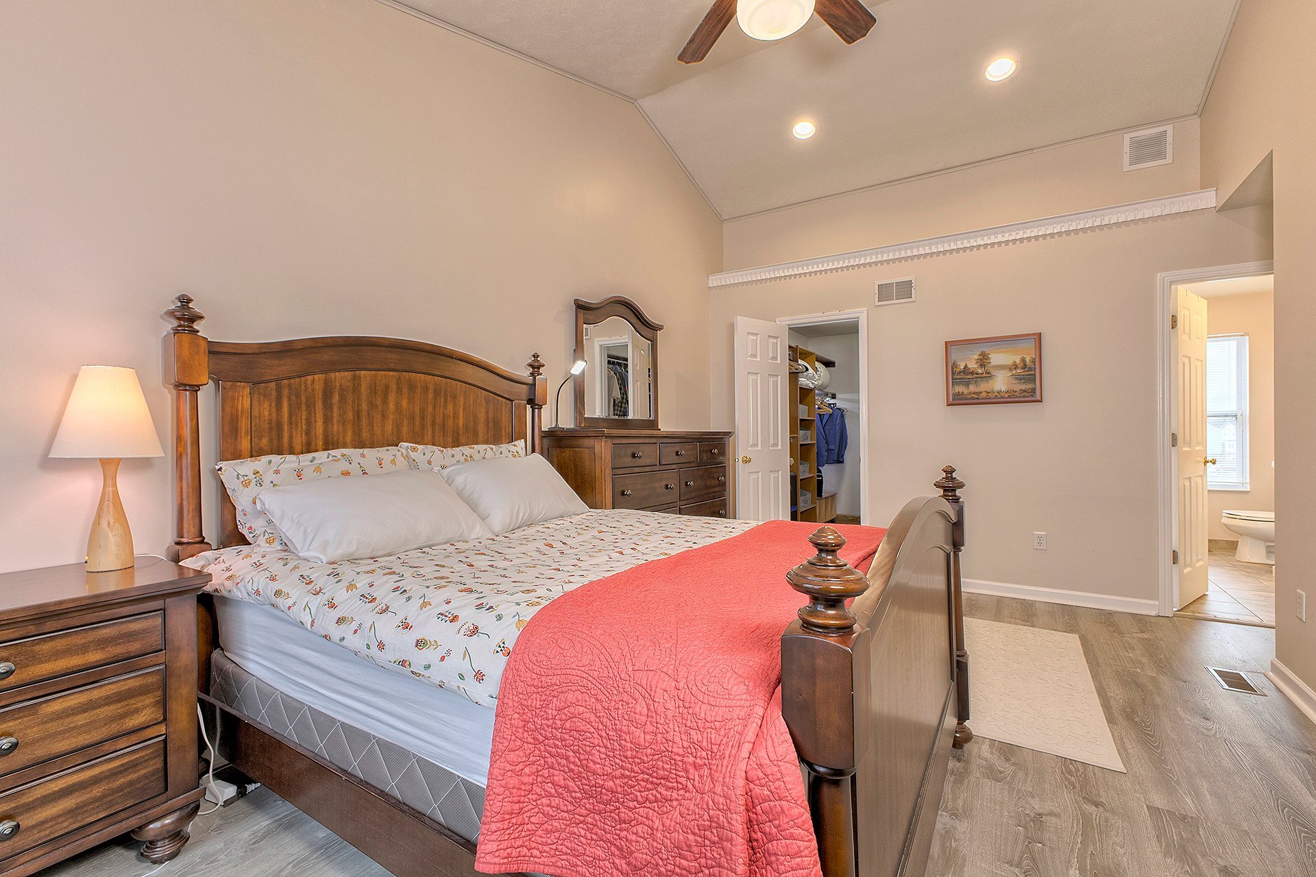 Building Photo - 304 Chanticleer Cir