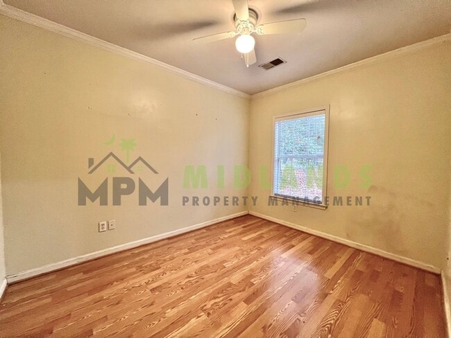 Building Photo - 3425 Manor Ave