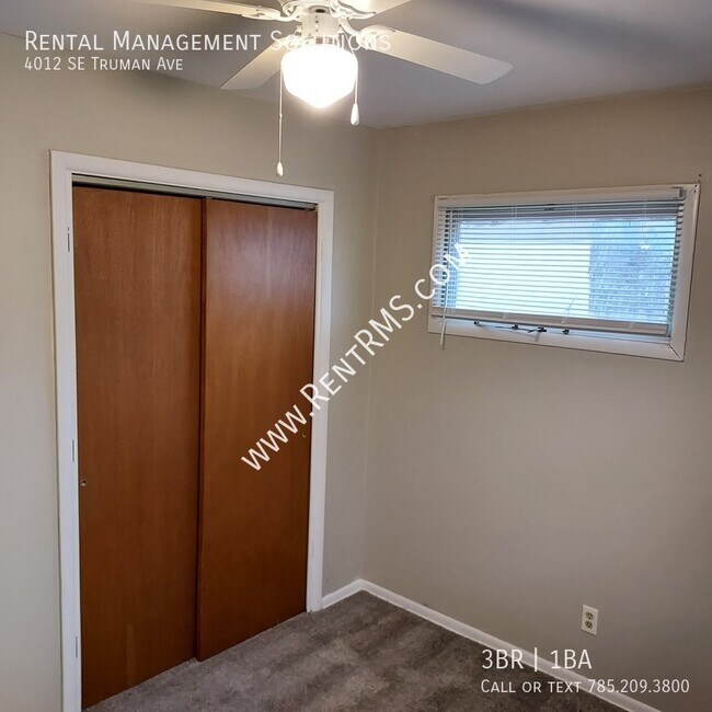 Building Photo - 4012 SE Truman Ave