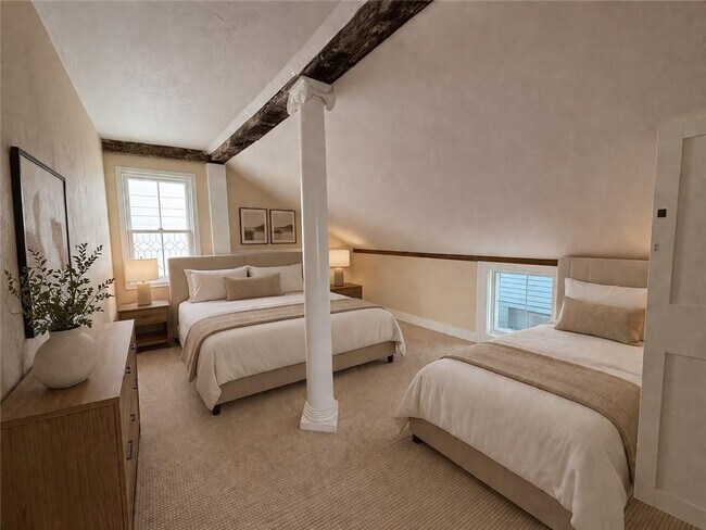 Building Photo - 24 Houston Ave