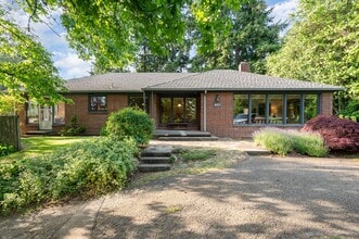 Building Photo - 4Bd/2Ba Seattle Home